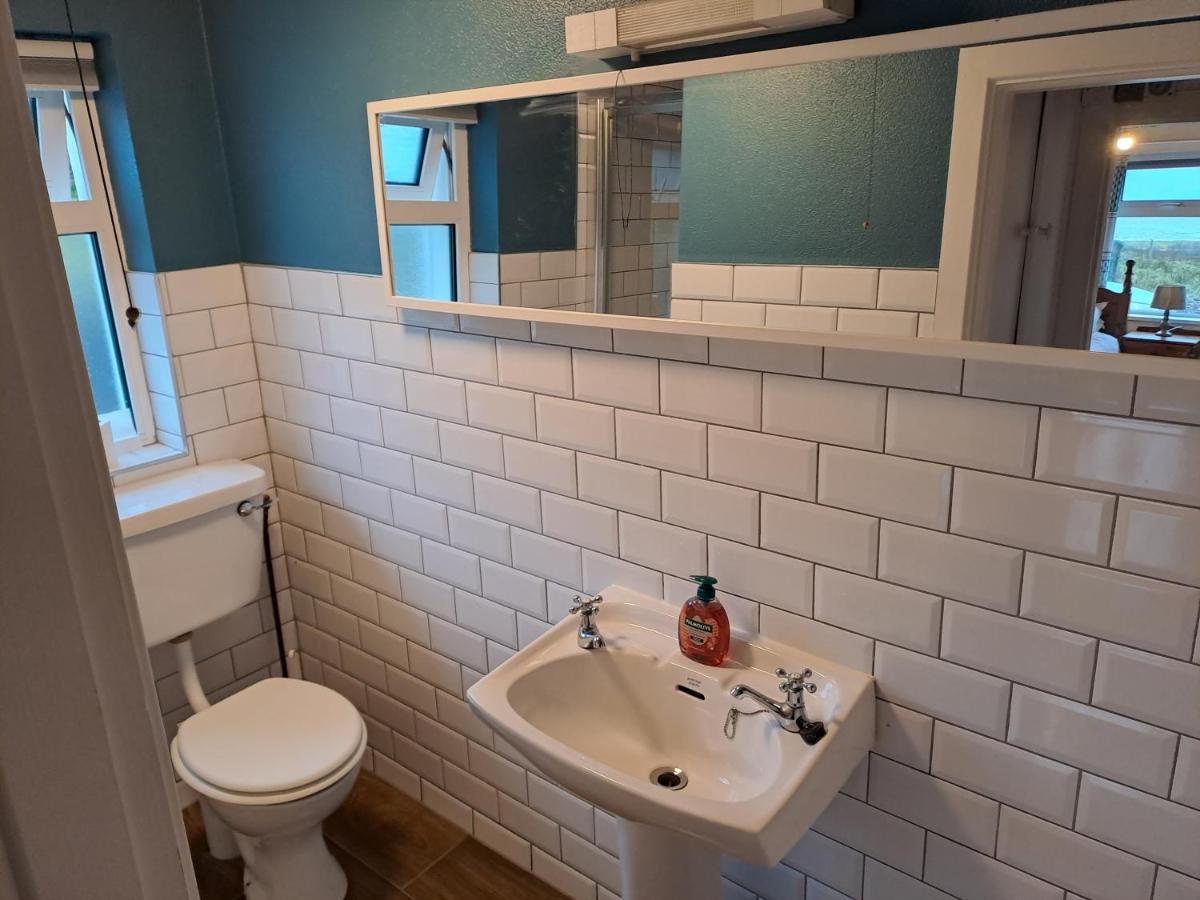 Blaneys Coastal Cottage Mountcharles エクステリア 写真