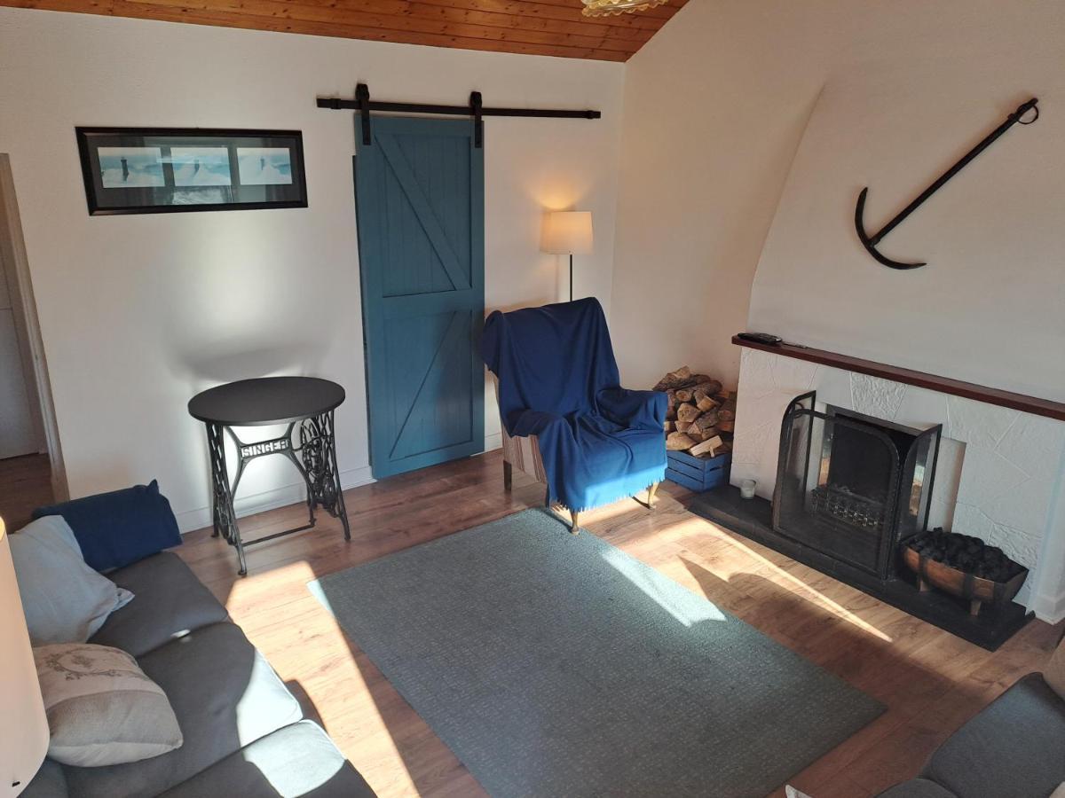 Blaneys Coastal Cottage Mountcharles エクステリア 写真
